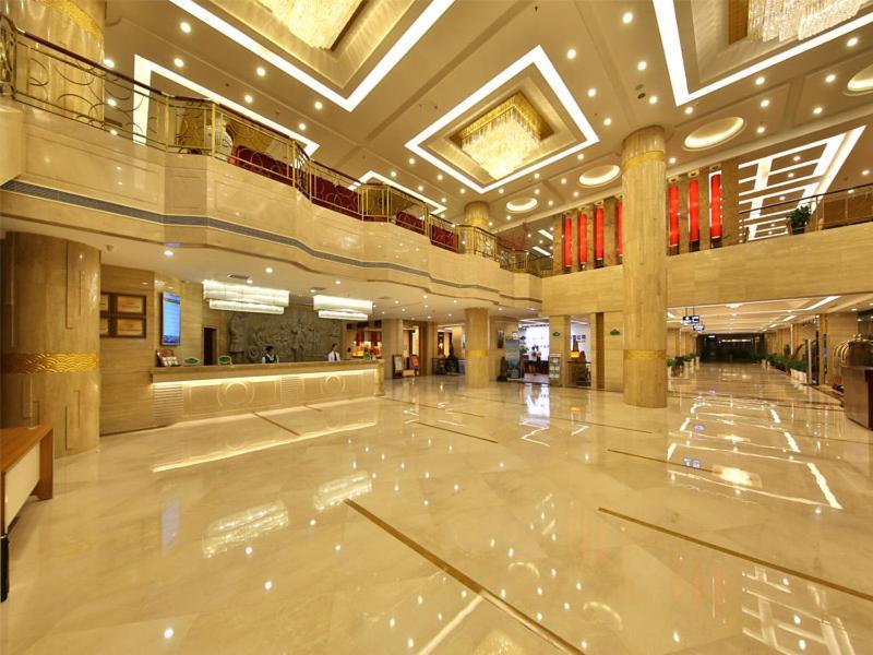 Vienna International Hotel Zhangjiajie Tianmen Mountain Exterior photo